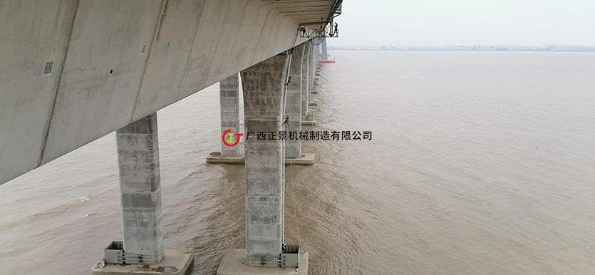 橋梁排水管安裝設(shè)備